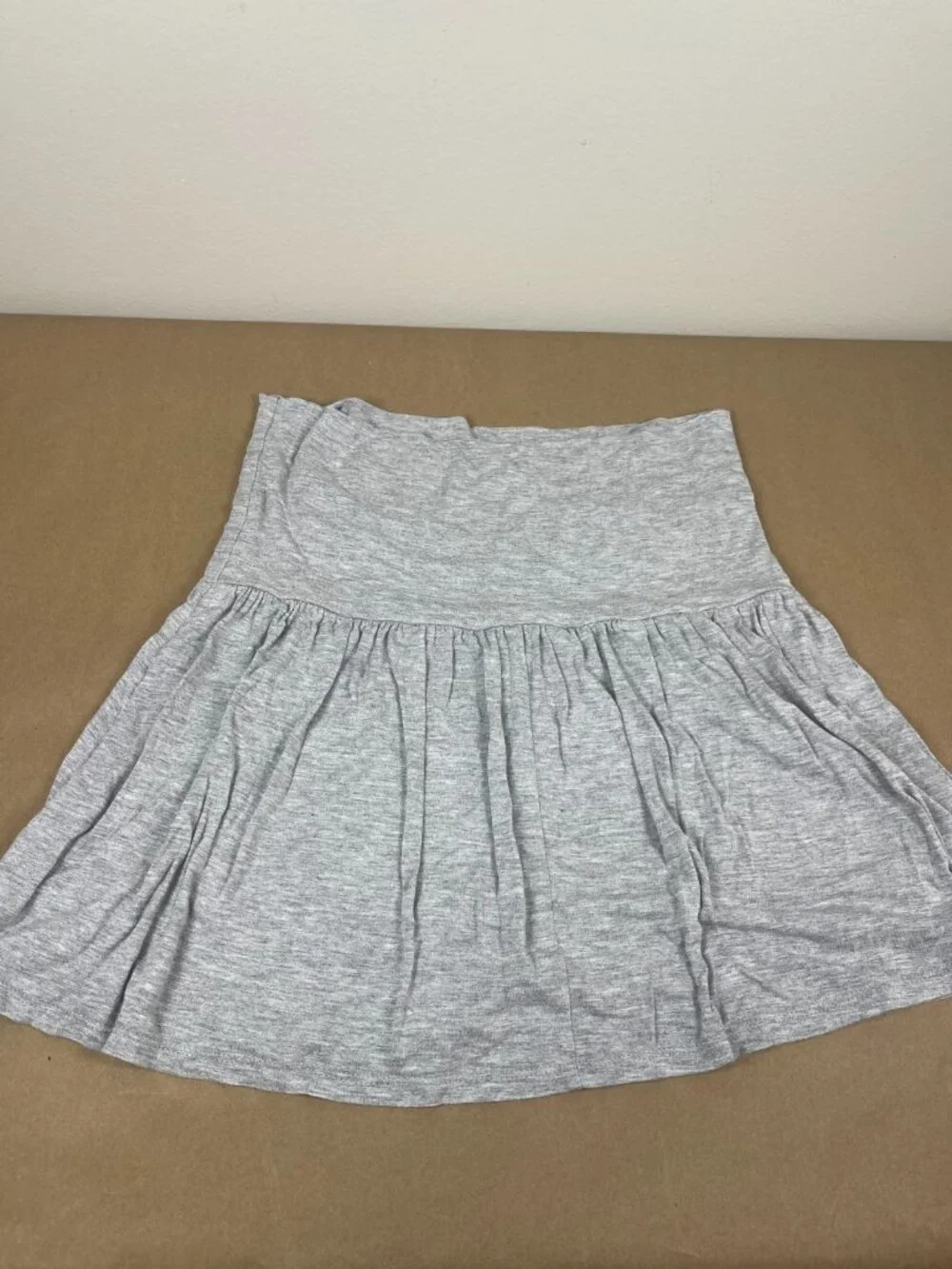 No Boundaries Gray Flared Mini Skirt Stretch Pull On Rayon Size M 8-10 - Picture 6 of 12